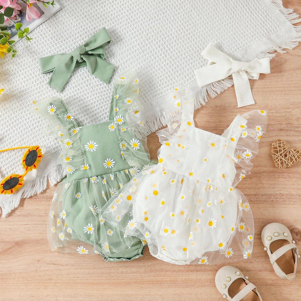 Daisy Print Baby Girl Summer Outfit with Headband